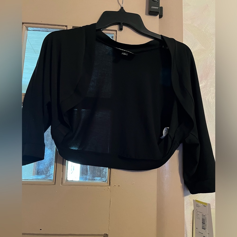 Black Size medium shrug